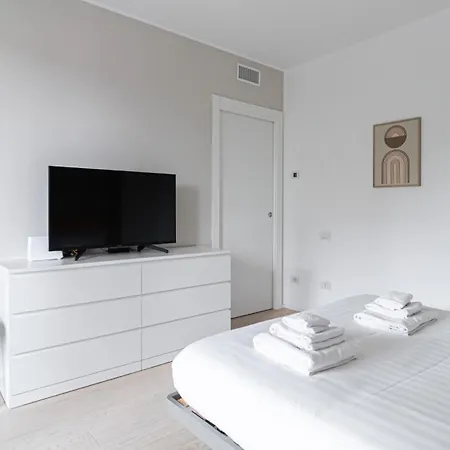 Donizetti 61 Apartment *